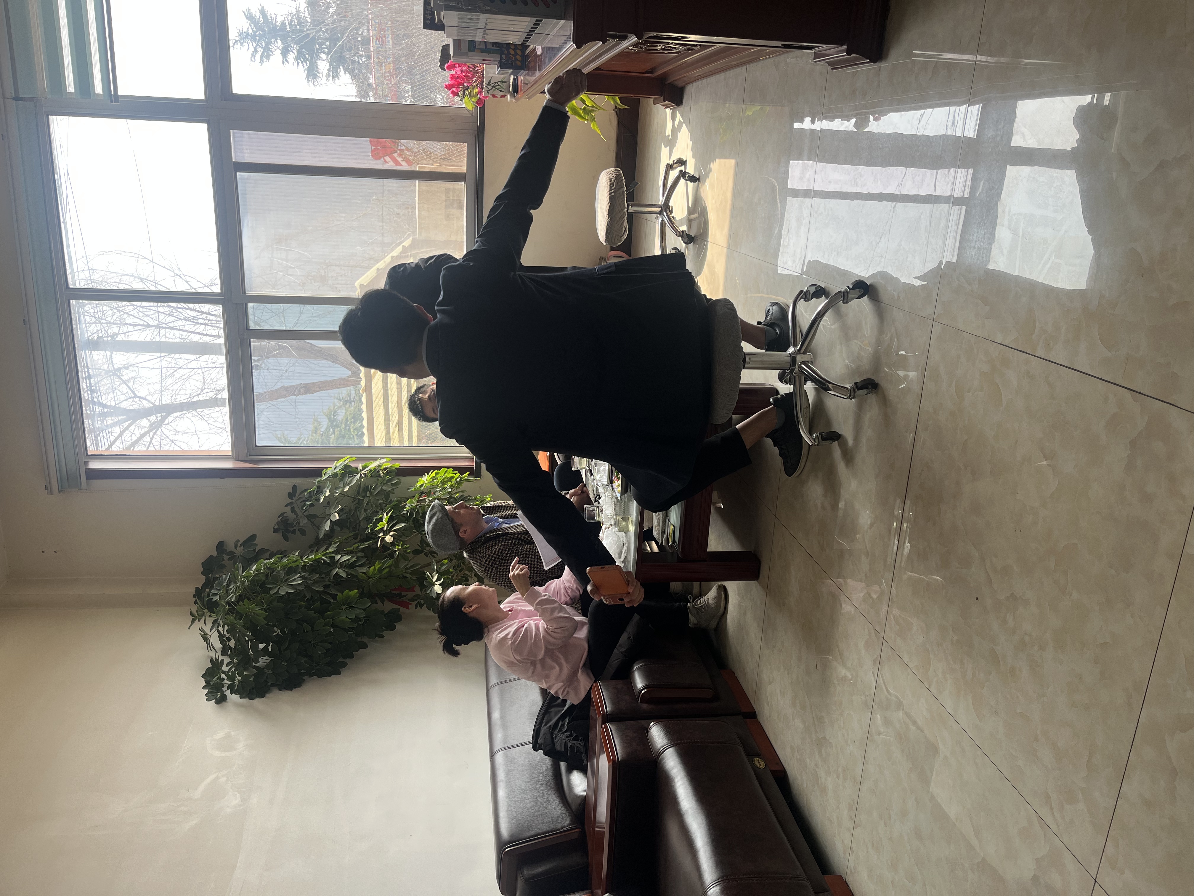 ขอขอบคุณลูกค้าชาวรัสเซียของเราที่ซื้ออุปกรณ์การอัดรีดแผ่น PS